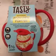 Tasty 1.5 Quart Glass Micro-Pop Microwave Popcorn Popper Red NEW