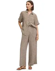 [Oxford] Jasmine Short Sleeve Printed Shirt in Chocolate