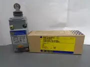 New Square D 9007 C54DP10 Limit Switch Series A NIB