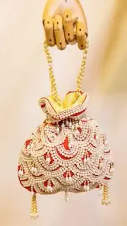 Red Pearl Embroidered Velvet Hand Bag Macha