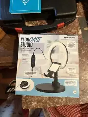 Merkury Vlog Cast Studio Foldable Phone Stand w/ LED Ring Light 6" - New