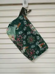 Vera Bradley Medium Pouch In Disney Princess And The Frog Tiana Medallion