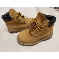 在飛比找蝦皮購物優惠-Timberland 兒童 黃靴 二手