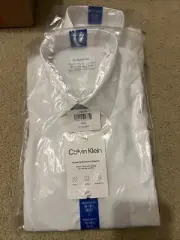 Calvin Klein Men’s Performance Dress Shirt. Large 16-16.5 (36/37)