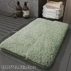 Comfortable Bath Mat with For Thick Plush Material and Quick Dry Feature