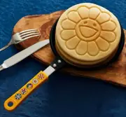 Takashi murakami Pancake hot sandwich maker smart kaikaikiki