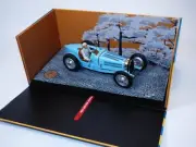 BUGATTI type 59 bleu & figurine pilote 1/18 chassis 59124