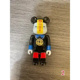 請先聊聊 二手有瑕 庫柏力克熊 Be@rbrick 100% 28代 殭屍