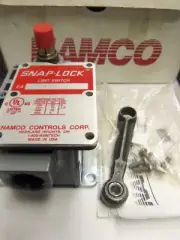 New Namco Controls EA700-40926 EA70040926 Snap-Lock Limit Switch NIB