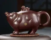 280ml Handmade Artisan Chinese Teapot Lucky Pig Zisha Purple Clay Gold Paint