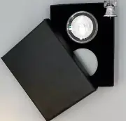 Air-tite Coin Holder Black Velvet Display Box Silver Insert + 2 Model H Capsule