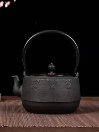 在飛比找樂天市場購物網優惠-金龜堂原鐵鑄鐵壺日本南部生鐵壺老鐵壺煮茶壺燒水壺功夫茶具