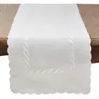 ELEGANT WHITE TABLE RUNNER WITH SCALLOP EDGE IN CHAIN DESIGN