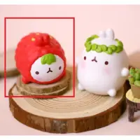 在飛比找蝦皮購物優惠-Molang 兔 韓國 紅色 草莓 扭蛋 轉蛋 盒玩 新品 