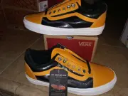 NEW Mens Vans Old Skool Mte Lined Shoes, size 10