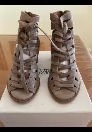 WITTNER - ‘Orchids’ Suede Leather Boots - Size AU/US: 6 (EU: 36)