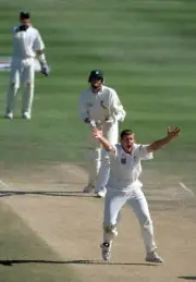 New Zealand bowler Geoff Allott appeals unsuccessfully for LB- Old Cricket Photo
