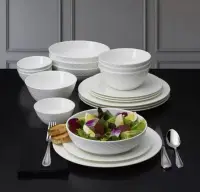 在飛比找Yahoo!奇摩拍賣優惠-ღ馨點子ღ MIKASA TRELLIS 骨瓷餐具 沙拉盤 