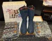 THE ORIGINAL MUK LUKS WINTER BOOTS WITH REVERSIBLE BOOT SWEATERS SIZE 8