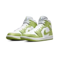 在飛比找momo購物網優惠-【NIKE 耐吉】NIKE Air Jordan 1 Mid