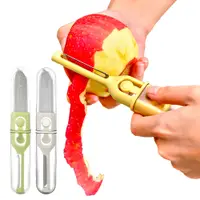 在飛比找松果購物優惠-日本SP SAUCE攜帶型2合1水果削皮刀 (8.1折)