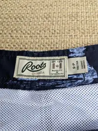 在飛比找Yahoo!奇摩拍賣優惠-加拿大品牌 Roots 藍色海灘褲 衝浪短褲 休閒褲 M號 