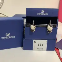 在飛比找蝦皮購物優惠-SWAROVSKI 施華洛世奇限量Hello Kitty黑鉻