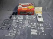 1/25 SCALE AMT 1976 FORD PINTO/MERCURY BOBCAT 2-IN-1 FUNNY CAR WHITE MODEL KIT