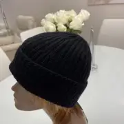 NWT $128 ELIE TAHARI Black CASHMERE & Wool HAT Beanie