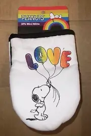 Peanuts Snoopy RAINBOW PRIDE LOVE BALLOONS 2 pack Mini Mitts new