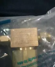 Brass Tee-Type Particulate Filter, 1/8 in. Swagelok Tube Fitting, 2 Micron Pore