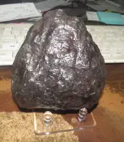 2410 gm muonionalusta Meteorite Sweden, 5.3 lb iron nickel BEAUTIFUL JAL