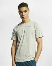 $75 NEW Nike TechKnit Mens Running Shirt Camo Print BQ5432 100 Silver XXL