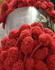NEW ~ LOOPS & THREADS~ Pom Pom Yarn RED 46 yds- 42m Super Bulky 6