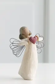 Willow Tree Figurine With Love Angel By Susan Lordi 26182 Darker Skin Tone Hair Colour