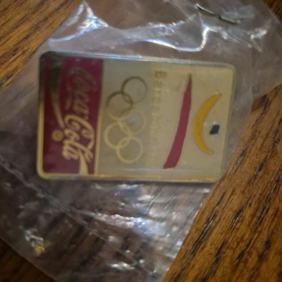 Vintage Collectible USA Barcelona '92 Coca-Cola Olympic Lapel Pin Collectors