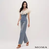 在飛比找momo購物網優惠-【MOMA】甜美荷葉領連身牛仔褲(淺藍色)