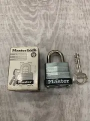 MASTER LOCK 105KA. Laminated Steel Warded Padlock (KEY:041)