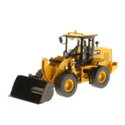 Diecast Masters 1:50 Cat 930K Wheel Loader High Line Series Model With Operator