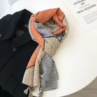 在飛比找ETMall東森購物網優惠-洋氣幾何拼色春秋新款女冬季圍巾