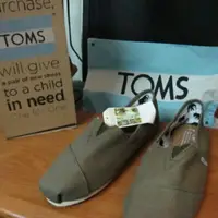 在飛比找蝦皮購物優惠-TOMS 經典 懶人鞋