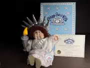 Cabbage Patch Kids VTG 1984 Porcelain Collection #452 'Statue of Liberty' CIB