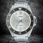Casio MDV107D-7A Men's White Duro 200M Watch Diver Modern Analog Steel New