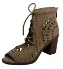 Breckelles Gabby Lasercut Stacked Chunky Heel Peep Toe Sandal S 6