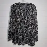NEW! Torrid Women's 2 Peplum Satin Button Front Top Black White Animal Print