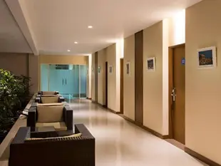 日惹阿斯納格羅夫飯店Asana Grove Hotel Yogyakarta