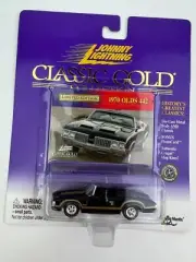 Johnny Lightning Classic Gold Collection 1970 Olds 442 2000