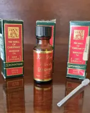 3 Aromatique The Smell of Christmas Fragrant Refresher Oil-Marshall Fields-Read