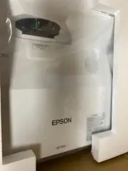 Epson PowerLite 760W Projector 4100 lumens V11HA81020 802.11a/b/g/n/ac wireless