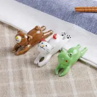 在飛比找ETMall東森購物網優惠-陶瓷筷架 日式和風青蛙貓咪小熊動物筷架陶瓷工藝品擺件